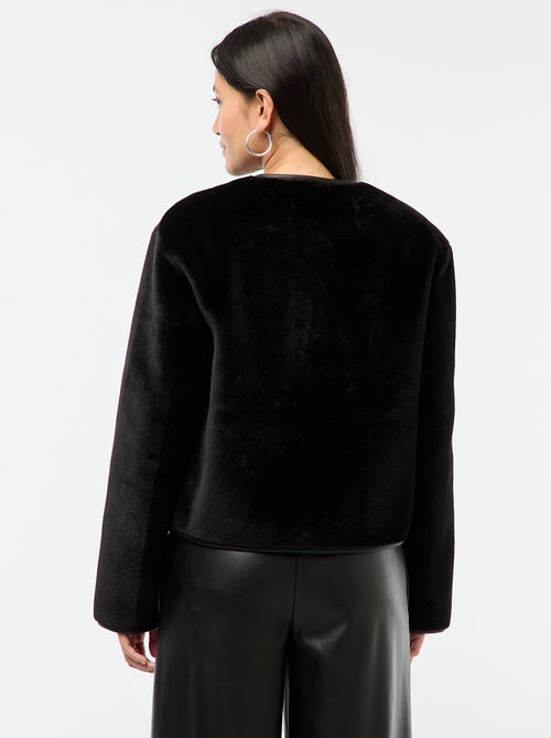 Casaco efeito pelúcia gola redonda - Kiabi