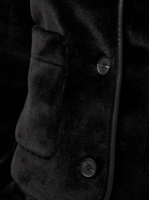 Casaco efeito pelúcia gola redonda - Kiabi