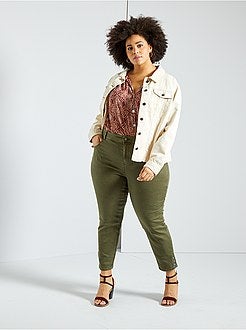 Casaco em ganga com acabamentos a cru - Kiabi