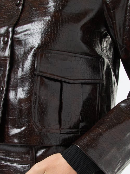 Casaco em imitação de pele de cobra - Kiabi