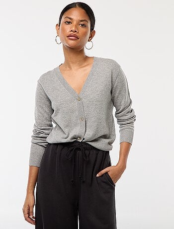 Casaco em malha fina com decote em V