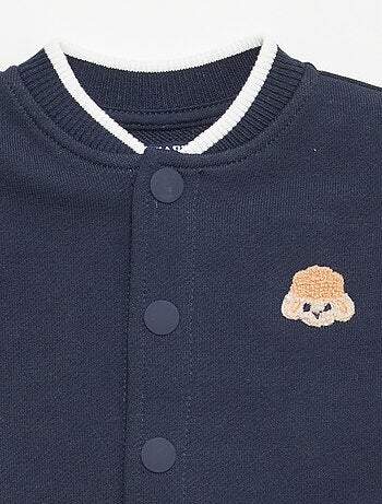 Casaco estilo campus americano