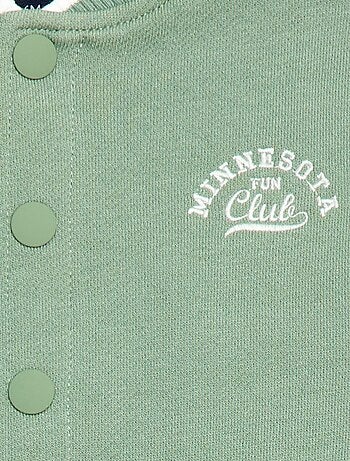 Colete estilo campus americano