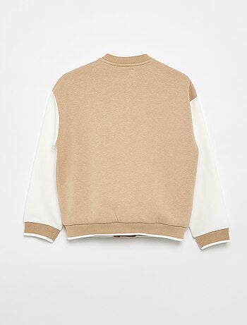 Casaco estilo universitário de mangas compridas