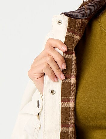 Casaco estilo workwear de ganga com gola de veludo