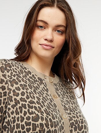 Casaco fino com estampado leopardo