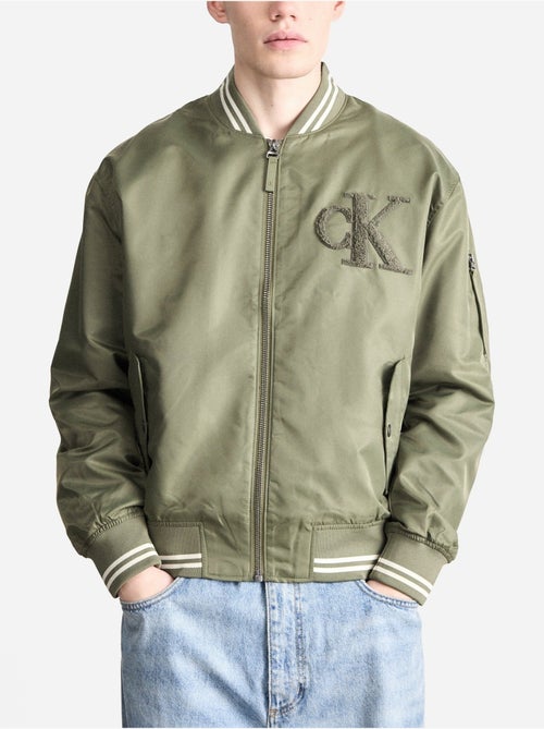Casaco Fino cónico - Calvin Klein - Kiabi Casaco Fino cónico - Calvin Klein - Kiabi