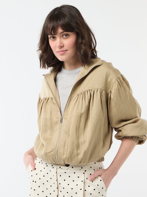 Casaco liso com fecho de correr e mangas abalonadas - Kiabi