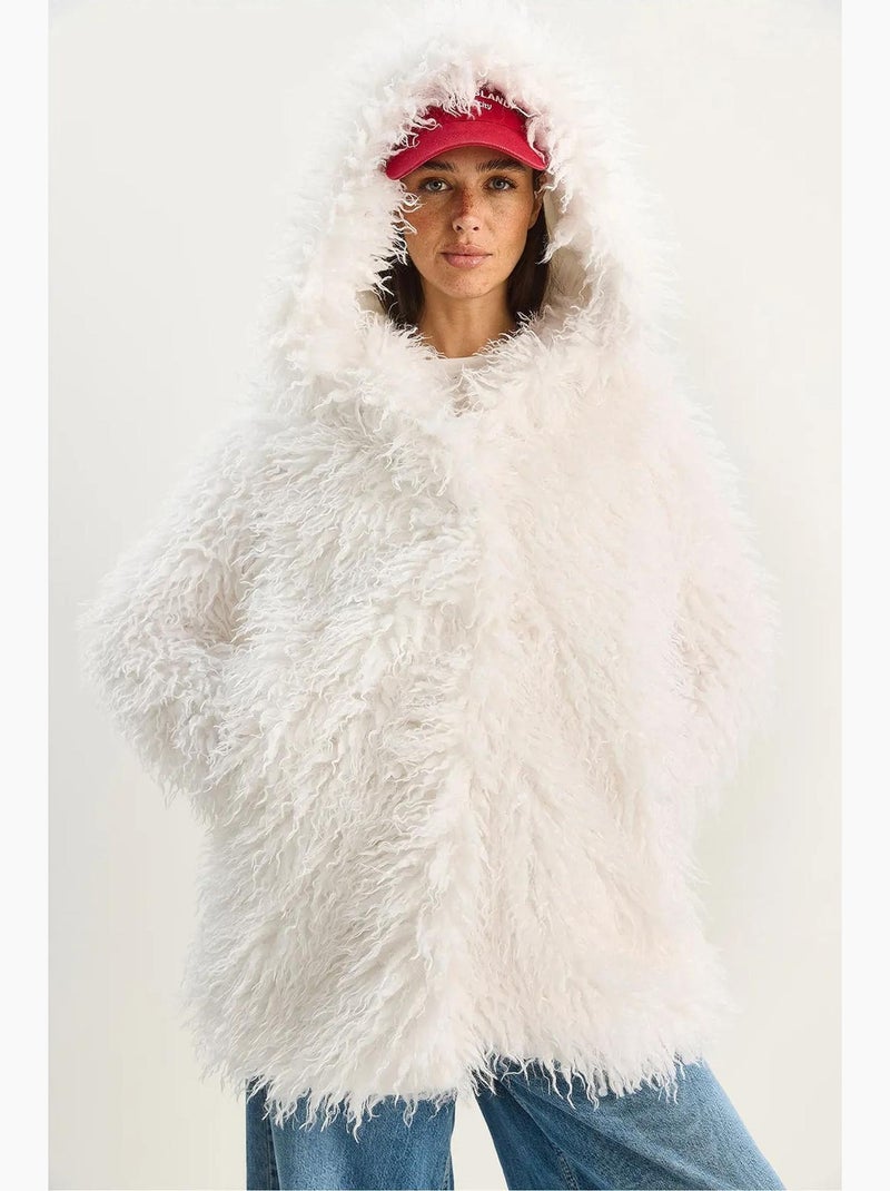 Casaco oversize com capuz em pelo sintético lucci Branco - Kiabi