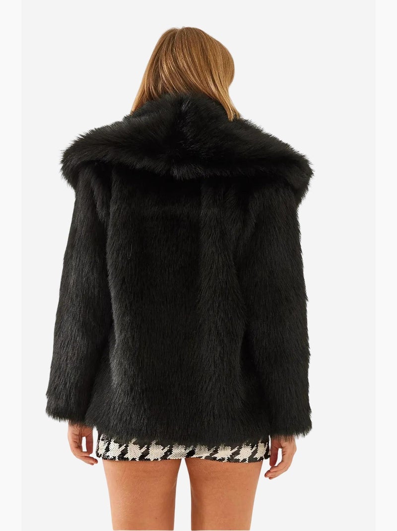 Casaco oversize em pelo sintético lucci Preto - Kiabi