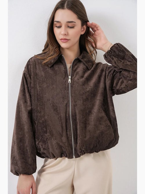 Casaco oversized de veludo com fecho de correr e bolsos bdart - Kiabi Casaco oversized de veludo com fecho de correr e bolsos bdart - Kiabi