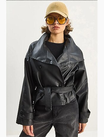 Casaco oversized em pele sintética com fecho de botões lucci