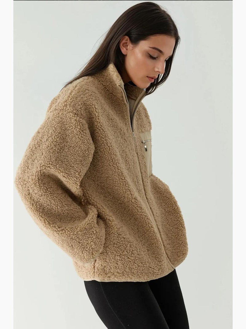 Casaco oversized em peluche com gola com fecho de correr hiccup Camelo - Kiabi