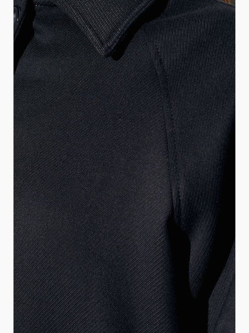 Casaco oversized em tecido entrançado com efeito peluche e botões dilvin - Kiabi Casaco oversized em tecido entrançado com efeito peluche e botões dilvin - Kiabi