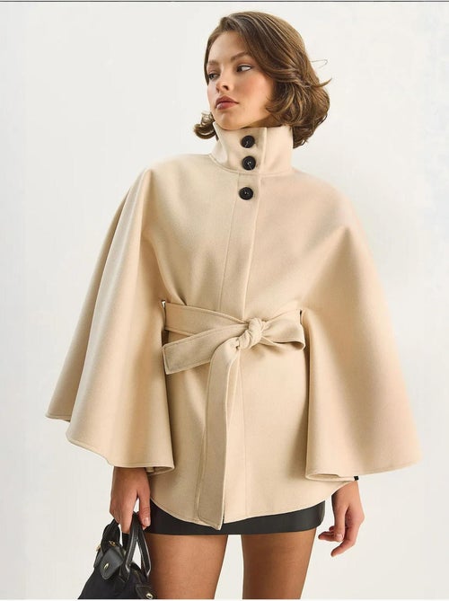 Casaco poncho com fecho de atar lucci - Kiabi Casaco poncho com fecho de atar lucci - Kiabi