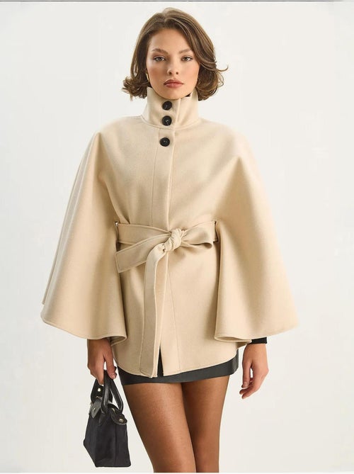 Casaco poncho com fecho de atar lucci - Kiabi Casaco poncho com fecho de atar lucci - Kiabi