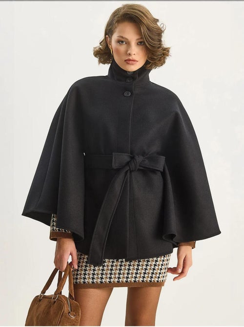 Casaco poncho com fecho de atar lucci - Kiabi Casaco poncho com fecho de atar lucci - Kiabi