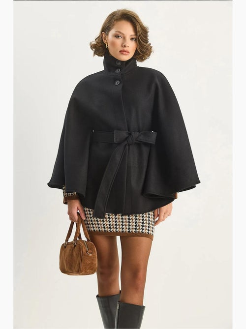 Casaco poncho com fecho de atar lucci - Kiabi Casaco poncho com fecho de atar lucci - Kiabi
