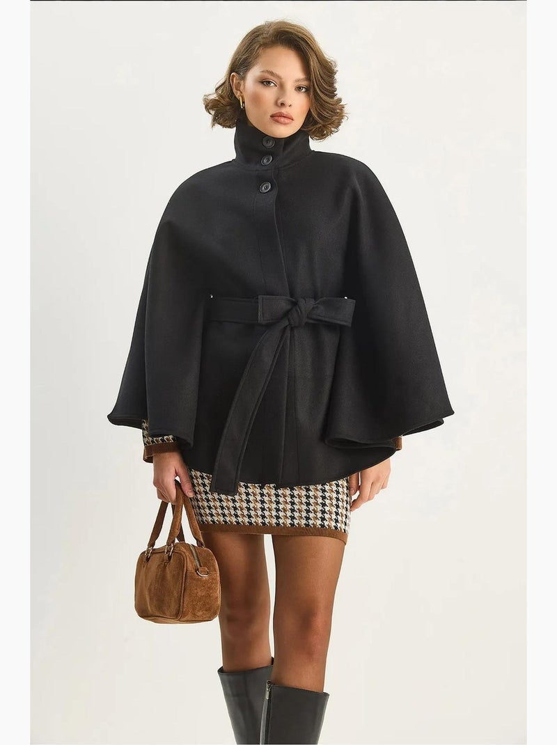 Casaco poncho com fecho de atar lucci Preto - Kiabi