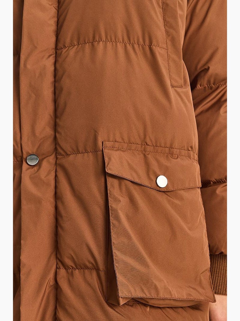 Casaco puffer comprido oversize lucci Castanho-chocolate - Kiabi