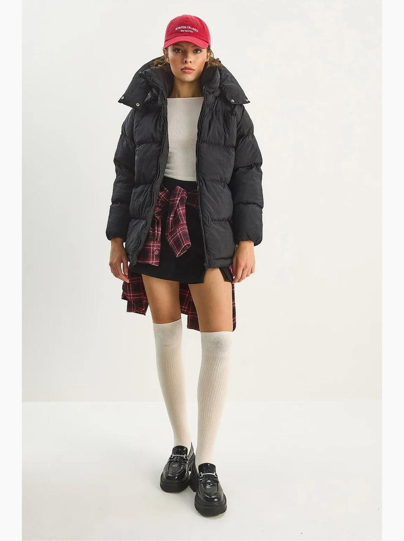 Casaco puffer oversized com capuz lucci Preto - Kiabi