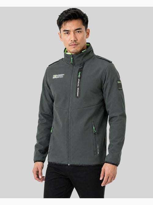 Casaco softshell com capuz toxique – geographical norway - Kiabi Casaco softshell com capuz toxique – geographical norway - Kiabi