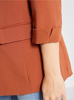 Casaco tipo blazer com gola direita - Kiabi