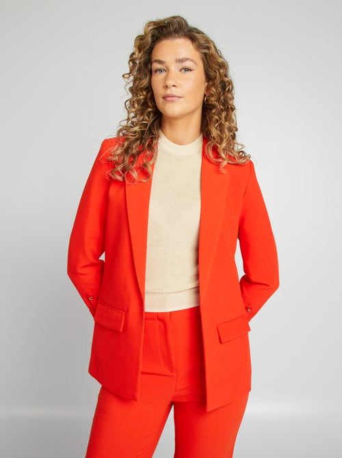 Casaco tipo blazer com mangas reviradas - Kiabi