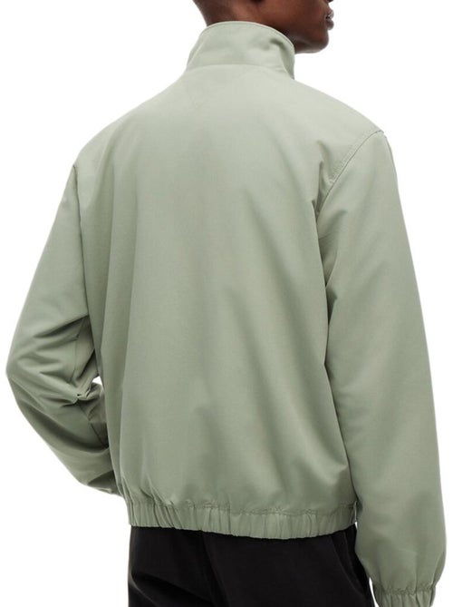 Casaco verde tommy hilfiger essentials para homem - Kiabi Casaco verde tommy hilfiger essentials para homem - Kiabi
