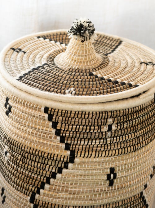 Cesto para roupa suja com motivos étnicos em fibras naturais - Kiabi Cesto para roupa suja com motivos étnicos em fibras naturais - Kiabi
