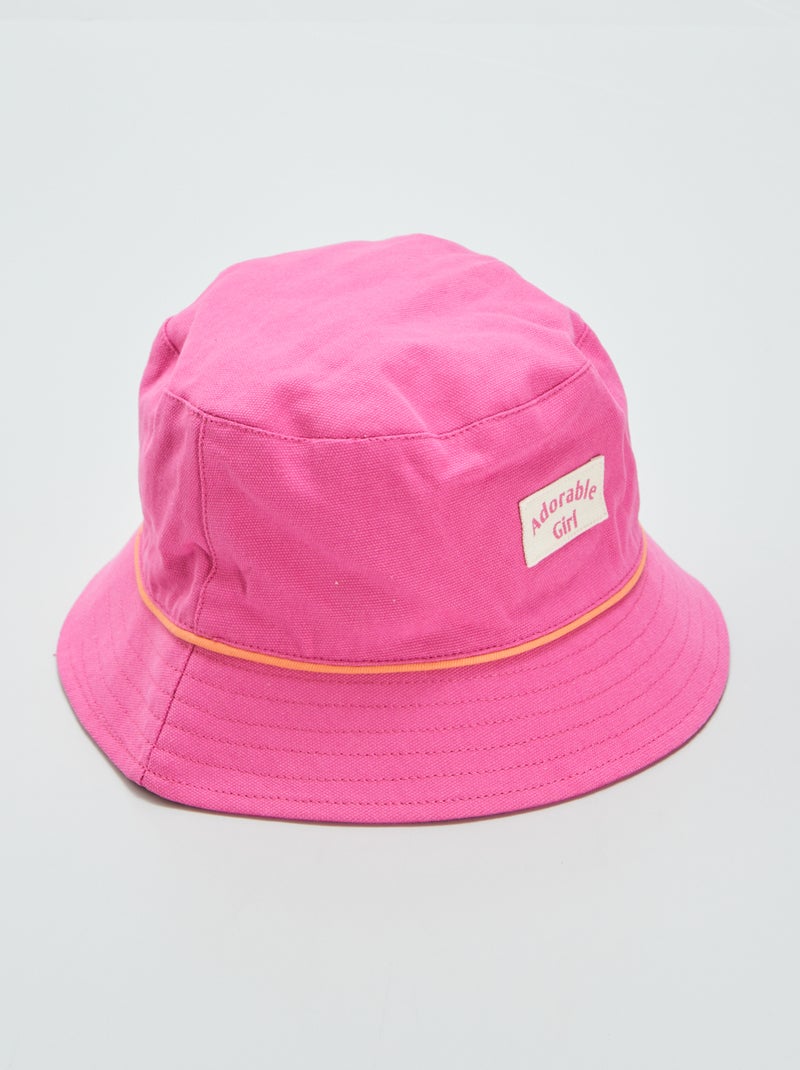 Chapéu liso com emblema cosido ROSA - Kiabi