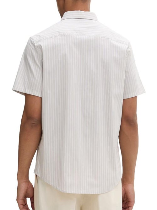 Chemise bege calvin klein jeans homem com riscas finas - Kiabi Chemise bege calvin klein jeans homem com riscas finas - Kiabi