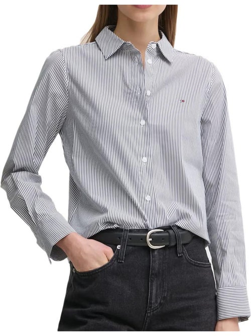Chemise de Mulher Tommy Hilfiger Ess Poplin Regular S com Riscas - Kiabi Chemise de Mulher Tommy Hilfiger Ess Poplin Regular S com Riscas - Kiabi