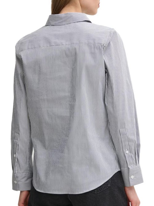 Chemise de Mulher Tommy Hilfiger Ess Poplin Regular S com Riscas - Kiabi Chemise de Mulher Tommy Hilfiger Ess Poplin Regular S com Riscas - Kiabi