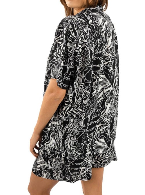 Chemise O'Neill Ocean para Mulher - Preto/Branco - Kiabi Chemise O'Neill Ocean para Mulher - Preto/Branco - Kiabi