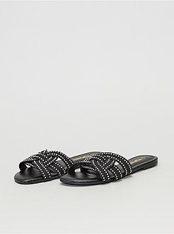 Chinelas com tachas - Kiabi