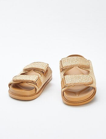 Chinelas de palha com tira dupla
