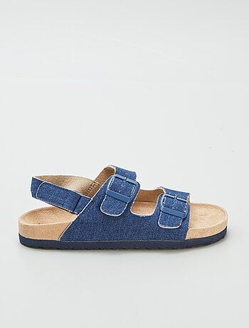 Chinelas em camurça sintética com tiras de velcro