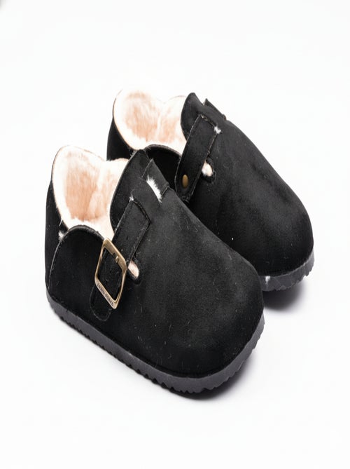 Chinelas Mulher Inverno Tamanho Único MD8845 - Kiabi Chinelas Mulher Inverno Tamanho Único MD8845 - Kiabi