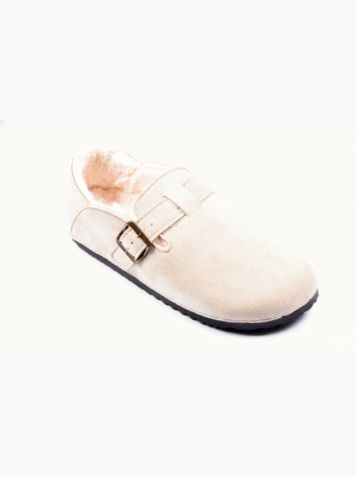 Chinelas Mulher Inverno Tamanho Único MD8845 - Kiabi Chinelas Mulher Inverno Tamanho Único MD8845 - Kiabi