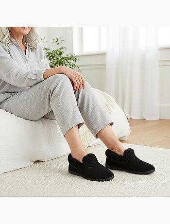 Chinelas mulher ozabi forradas fantasia bordadas gola falsa pele