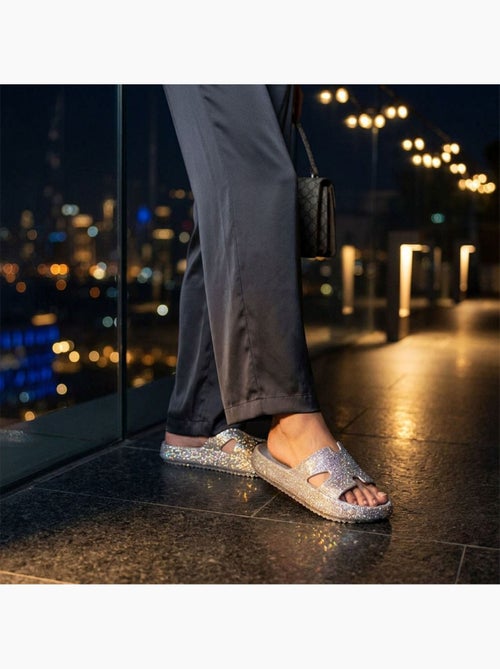 Chinelo Brilho H-Strap EVA OZABI 6 Cores - Kiabi