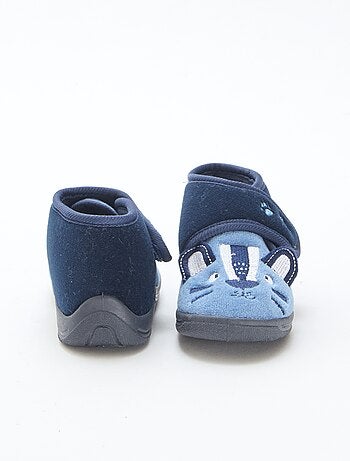Chinelos altos animados com velcro