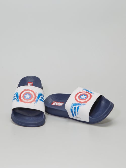 Chinelos 'Capitão América' - Kiabi
