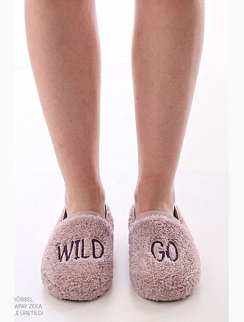 Chinelos com padrão wild slogan penti