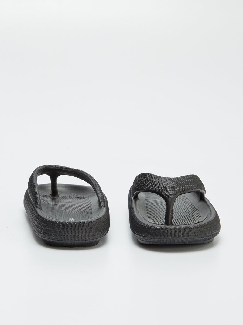 Chinelos com sola chunky PRETO - Kiabi
