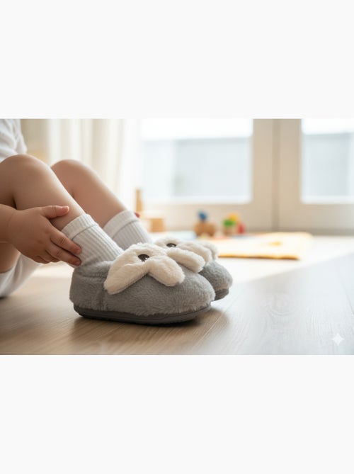 Chinelos Criança Animais 3D Ultra Macios MB732831 - Kiabi Chinelos Criança Animais 3D Ultra Macios MB732831 - Kiabi