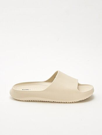 Chinelos de Piscina com Plataforma