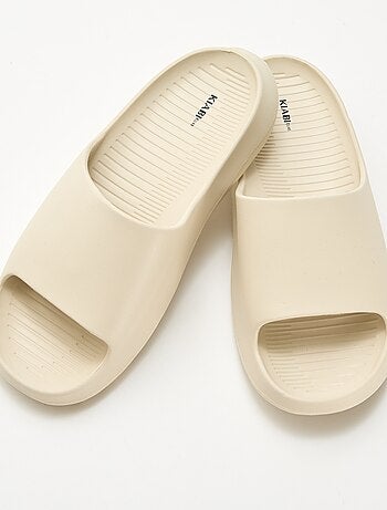 Chinelos de Piscina com Plataforma