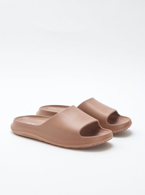 Chinelos de Piscina com Plataforma - Kiabi